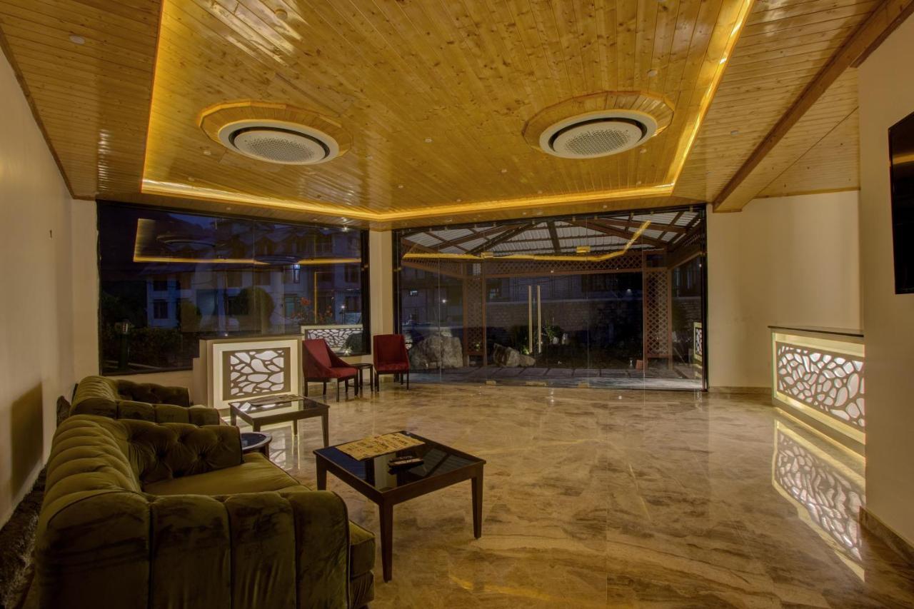 Woodrock Luxury Boutique Hotel Manāli Exteriér fotografie